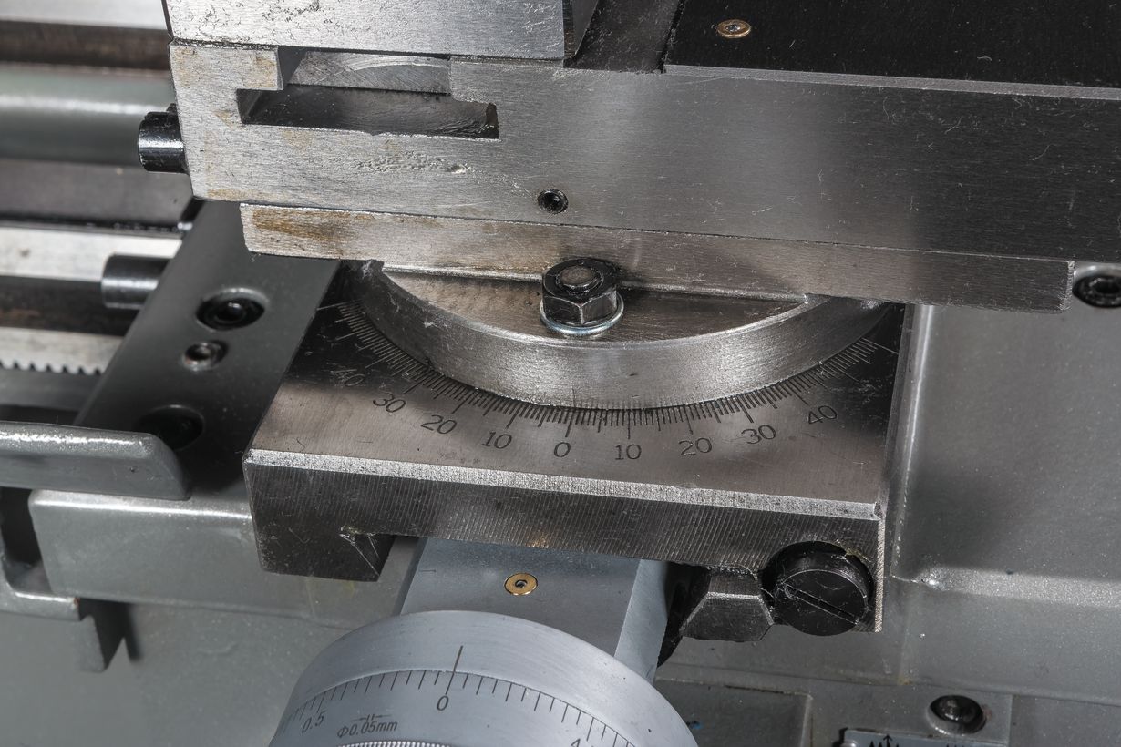 JET GHB-1340A DRO Токарно-винторезный станок (JET Дисконт) - (Демозал Москва)